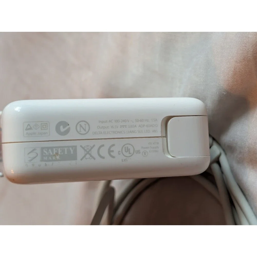 Genuine Apple 60W MagSafe Power Adapter Model A1330 Mac Book Tested Working